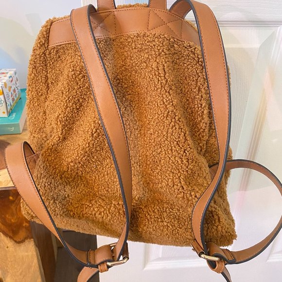 NEW Teddy Bear Backpack - Picture 6 of 9